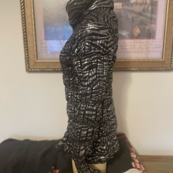 Svetlana Stretchy Puffer Jacket. - Picture 2 of 5